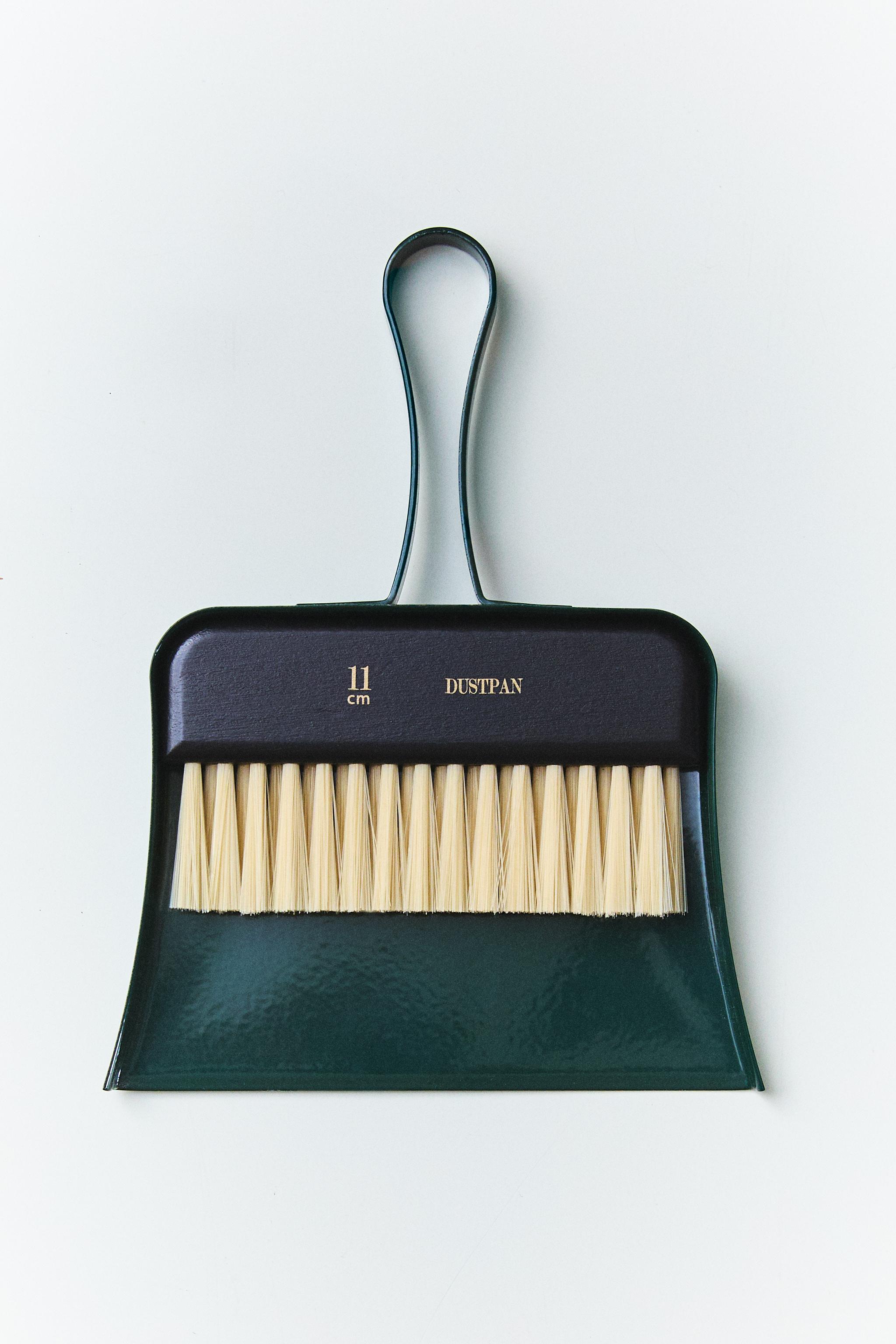 ENSEMBLE BROSSE ET PELLE